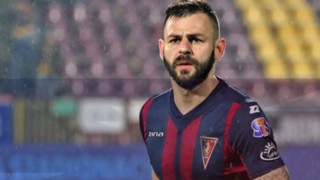 Спас Делев титуляр при победа на Погон