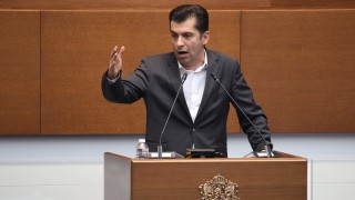 Бившият премиер а сега съпредседател на ПП ДБ Кирил Петков поздрави