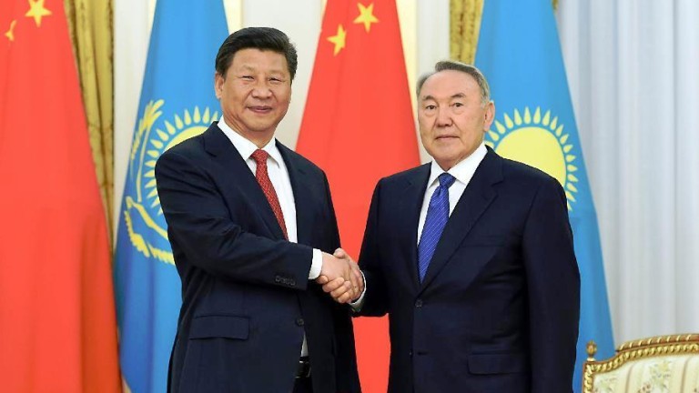  Китай и Казахстан не крият топлите си връзки 