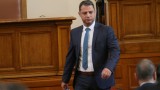  Конституционният съд ще гледа оставката на Делян Добрев 