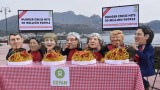 Природозащитници спретнаха флашмоб с призив към Г-7 в Сицилия