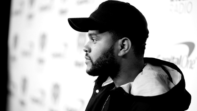 The Weeknd предприе голяма крачка към изтриването на Селена Гомес