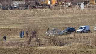Откриха труп на възрастен мъж в поле край Благоевград