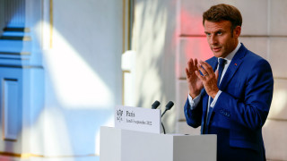 Френският президент Еманюел Макрон призовава за рязко намаляване с 10