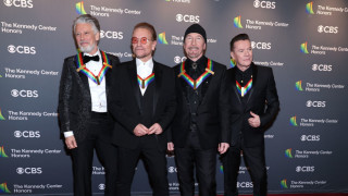 През декември миналата година барабанистът и основател на U2 Лари