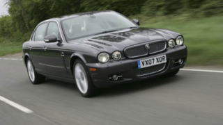 Jaguar XJ отново е най-икономичната лимузина