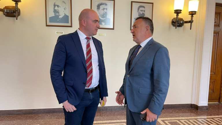 Хотели настаняват безплатно хора с необитаеми жилища след потопа в Карловско