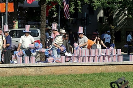 Албания посреща Буш като герой