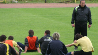 Вихрен прати вратар в дубъла