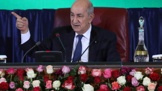 Алжир чака извинение от Франция за колониалната окупация на северноафриканската държава