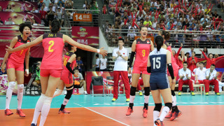 Китай победи Холандия в драматичен пет геймов мач с 3 2