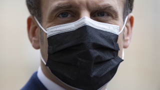 Франският президент Еманюел Макрон потвърди във вторник че четири френски