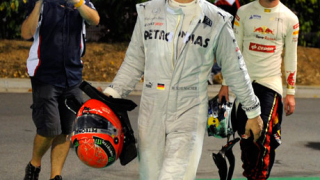 Михаел Шумахер търси мистериозна повреда