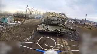 Русия атакува украинските позиции в Курска област
