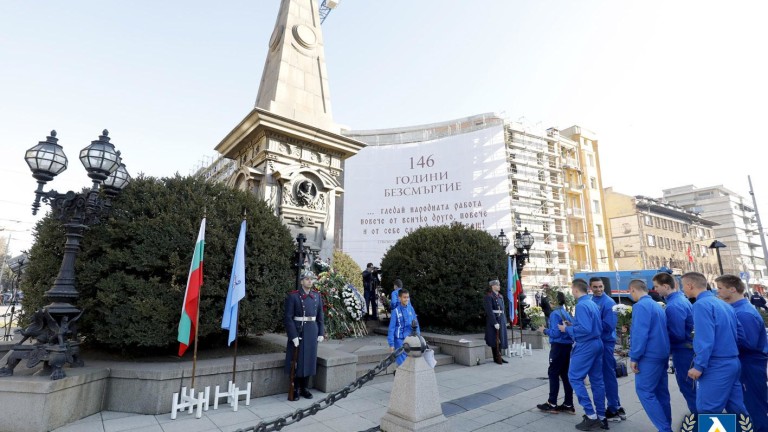Левски с шествие в памет на Апостола 