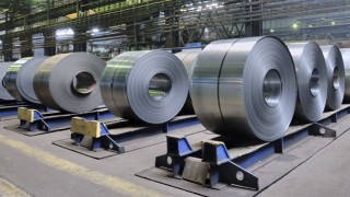 Японската Kobe Steel увеличи на 500 броя на фирмите които