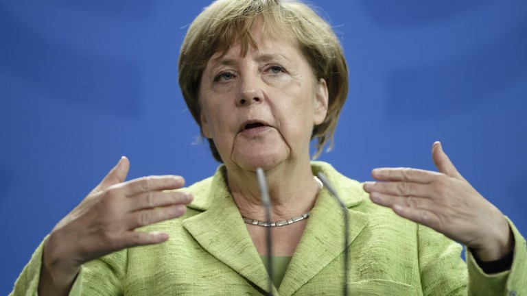 Ескалацията на риториката не помага на САЩ И КНДР, убедена Меркел