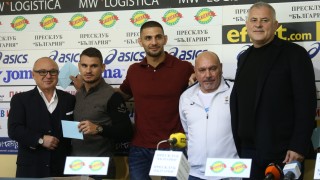 Най добрите български джудисти и техният треньор получиха премии за представянето