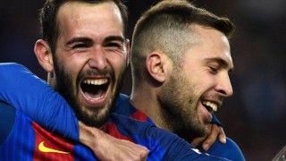 Алеиш Видал започна като титуляр мача с Валенсия от полуфиналите