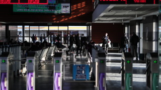 В полунощ започна четвъртата забрана за излизане от домовете в