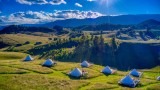 От корпоративния свят към природата: Първият целогодишен глемпинг в Румъния привлича и български туристи