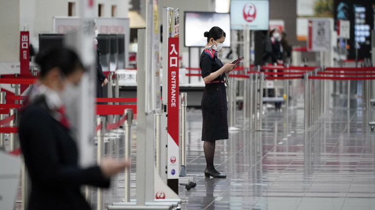 Японска авикомпания спира с обръщенията "дами и господа" и въвежда полово неутрална форма