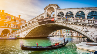 Венеция – градът на романтиката (СНИМКИ)