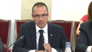 ДПС съвсем са се увълчили за власт, притеснена ВМРО