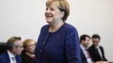  Меркел тества политическата си власт на започващите съдружни договаряния 