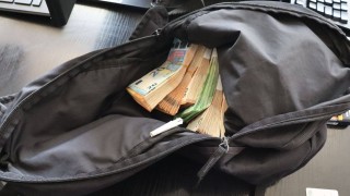 Двама мъже са задържани в Пловдив с раници натъпкани с