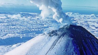 Вулкан в Камчатка изхвърли пепел на 7 километра