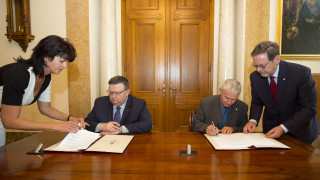 Цацаров подписа споразумение за сътрудничество с главния прокурор на Унгария