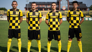 Ботев Пловдив показа домакинските екипи за новия сезон Фланелките ще