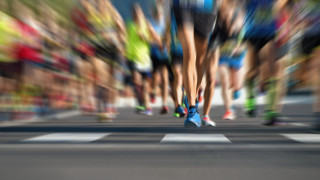 Италианецът Еиоб Фениел спечели Венецианския маратон след странен инцидент в