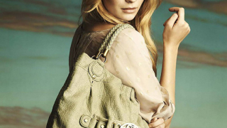 Миша Бартън влезе в лудница