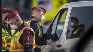 Австрия отваря границите с Чехия Словакия и Унгария на 15