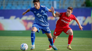 Левски 0 0 Ботев Вр 45′ ИГРАТА СЕ ПОДНОВЯВА