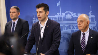 Фактори които не желаят да има редовно правителство което да