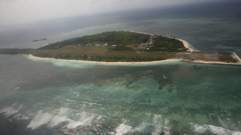 Китай увери Филипините, че няма да има експанзия в Южнокитайско море