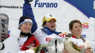 Сноубордистка ще носи знамето на България
