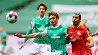 Вердер Бремен сложи край на поредицата си от загуби Равенството