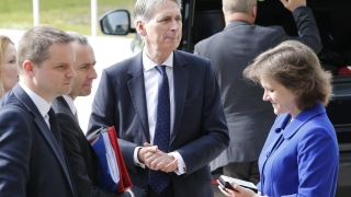 Гласуване за Brexit би било "необратимо", предупреди британският външен министър