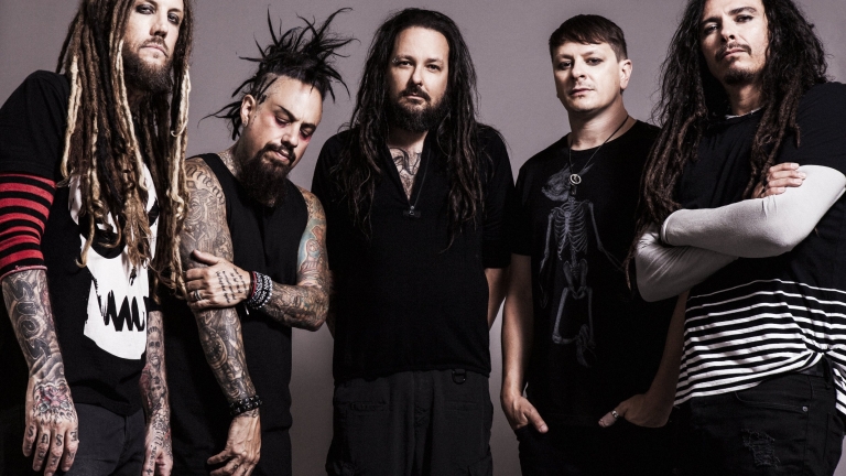 Korn представиха видеото към “Insane” 