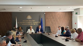 Фирми си чакат от АПИ парите за чистенето през зимата