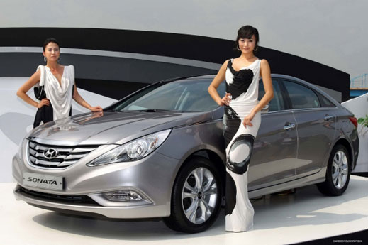 Hyundai показа официално новия i40