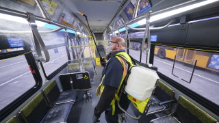 САЩ могат да изгубят до 1 милион работни места през