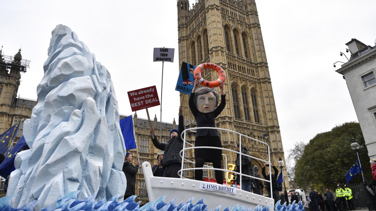 Какъв е план Б, ако британският парламент отхвърли сделката на Мей за Брекзит?