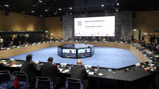 Министрите на външните работи на страните членки на ЕС остро