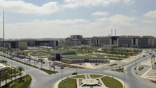 Египет се готви да похарчи милиарди удвоявайки размера на новата