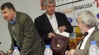 Ще протестираме до последно, заканват се учени